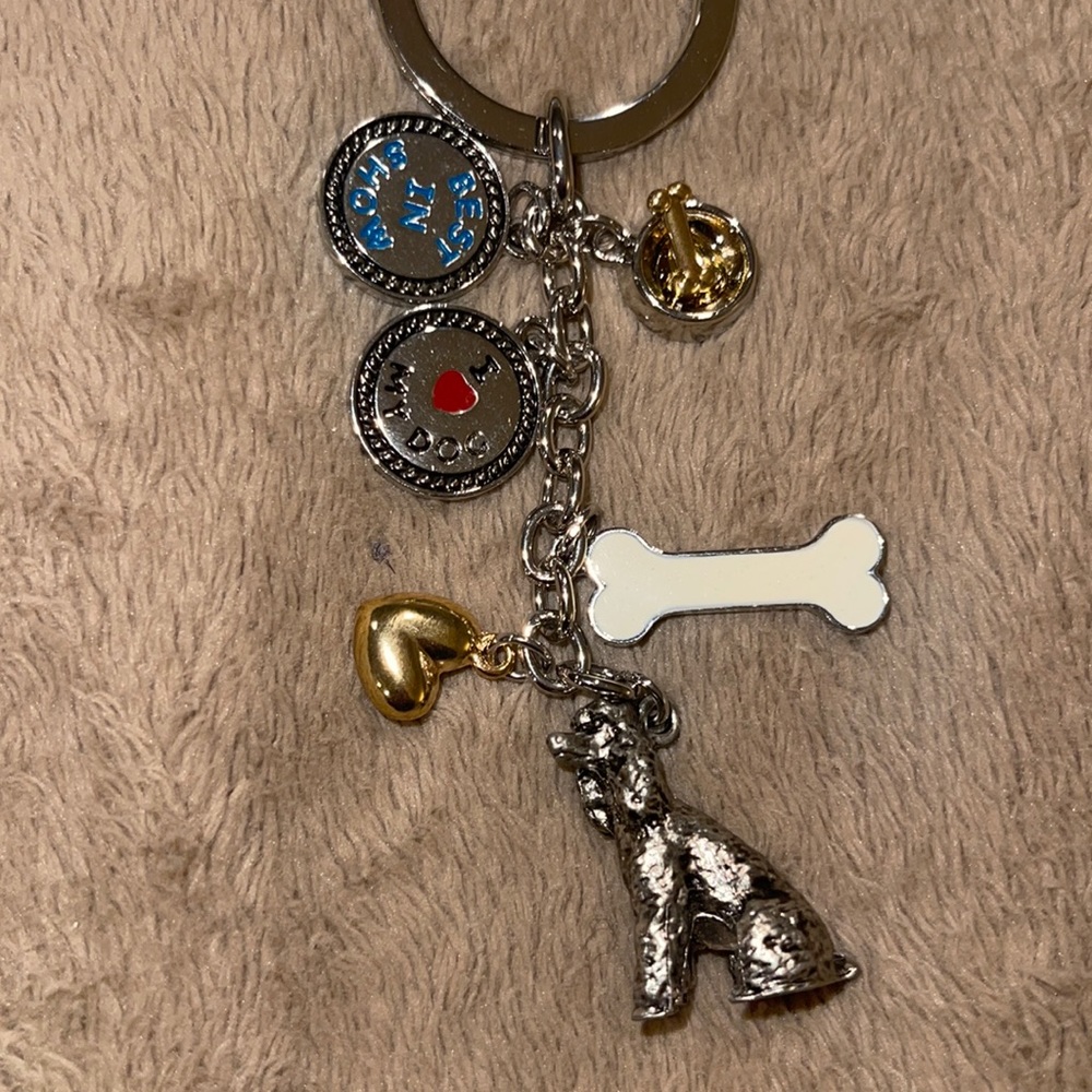 Poodle keychain (NEW)